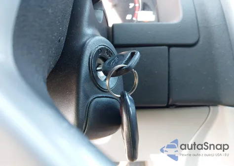 2008 Chevrolet Equinox Ls z USA, uszkodzony, nr VIN 2CNDL13F386321270